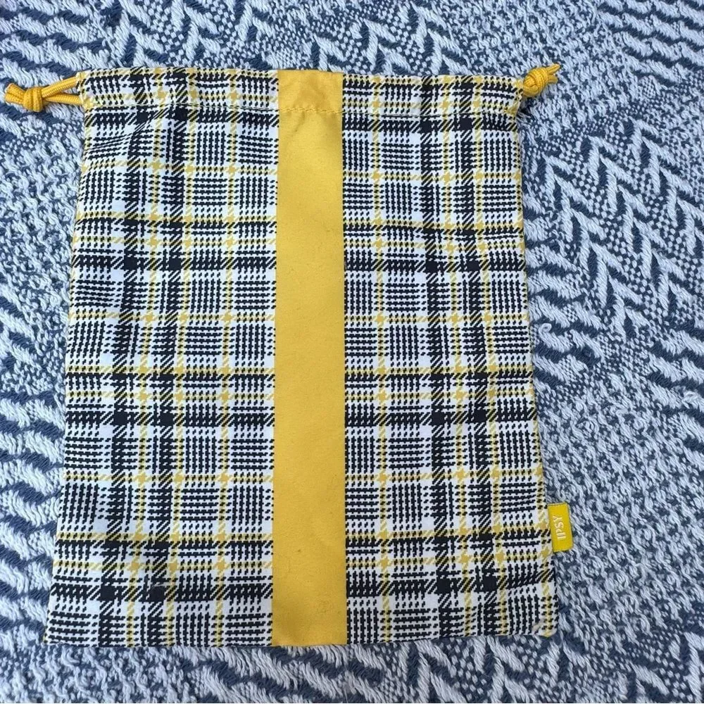 New Ipsy Colorful Drawstring Pouches Set - Picture 9 of 11